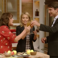 Katie shows Kelly and jerry her Apple Brownie Recipe
